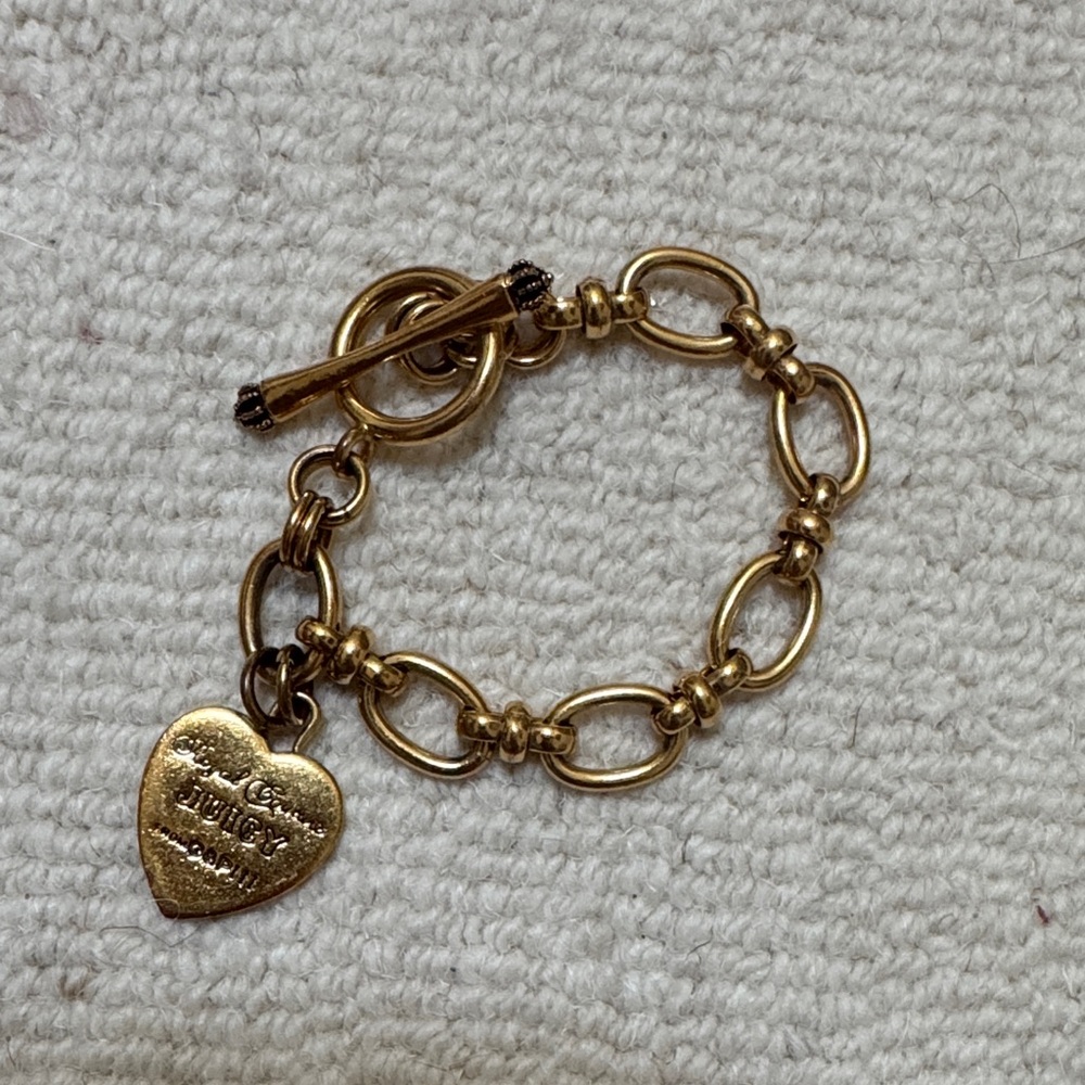 Vintage Juicy Couture Gold Heart Charm Bracelet